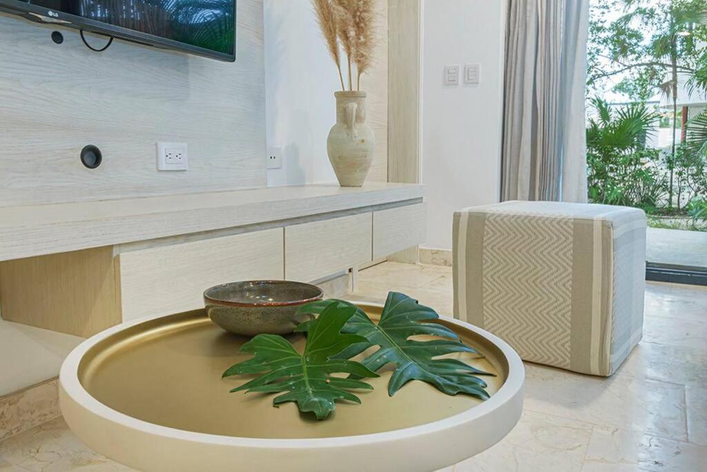 2 Bedroom + Private Pool And Roof Top Terrace Appartement